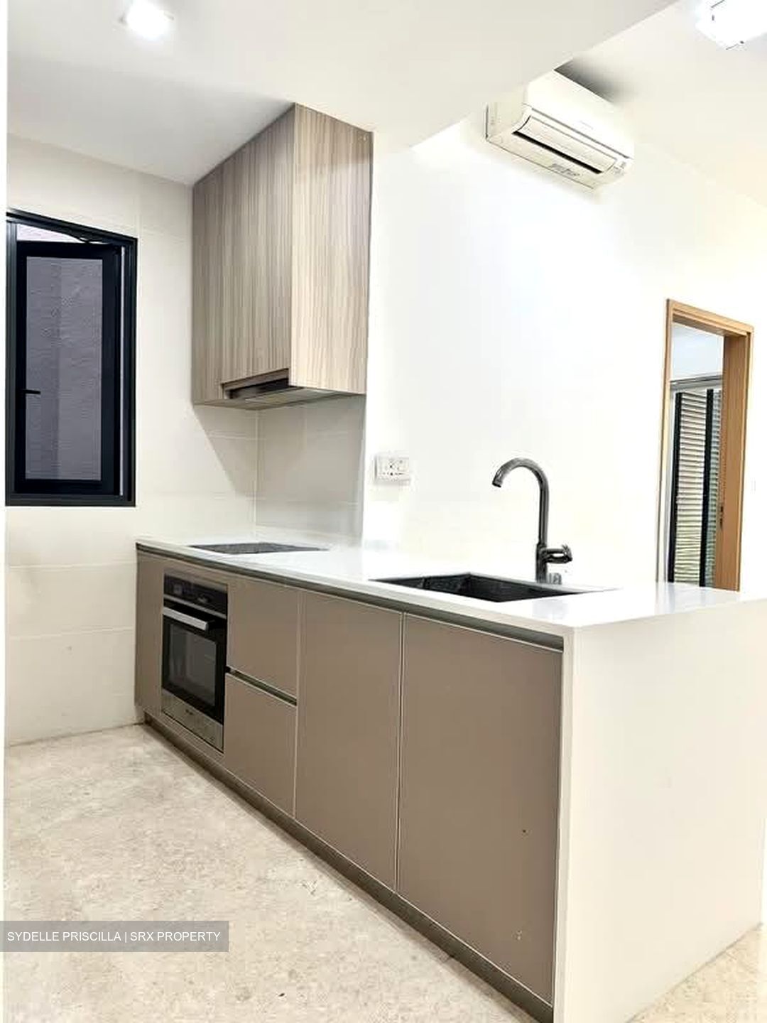 Uber 388 (D16), Condominium #537818371